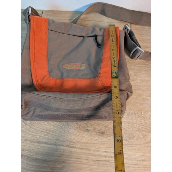 Keen Hybrid Oswego Crossbody Messenger Commuter Bag Satchel Rugged Bottom - Picture 7 of 9